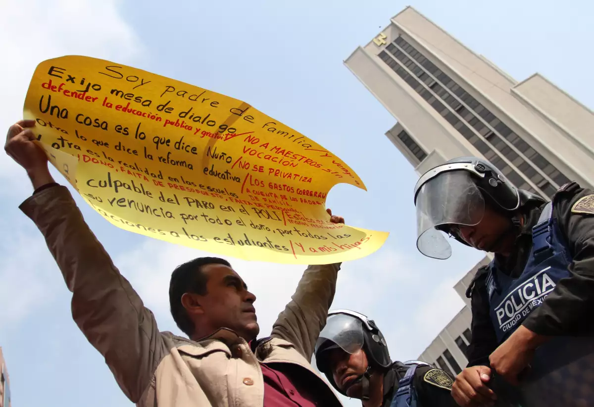 Desde su promulgación en 2013, la reforma educativa ha sido motivo de confrontaciones entre quienes la respaldan y sus detractores.