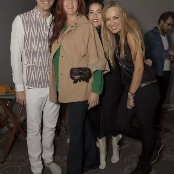 Corto Moltedo,Ivonne Olimon,Nina Olimon,Marisa Abedrop
