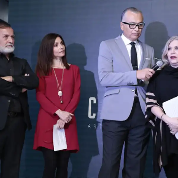 Epigmenio Ibarra, Verónica Velasco, Ignacio Flores y Ana Celia Urquidi.