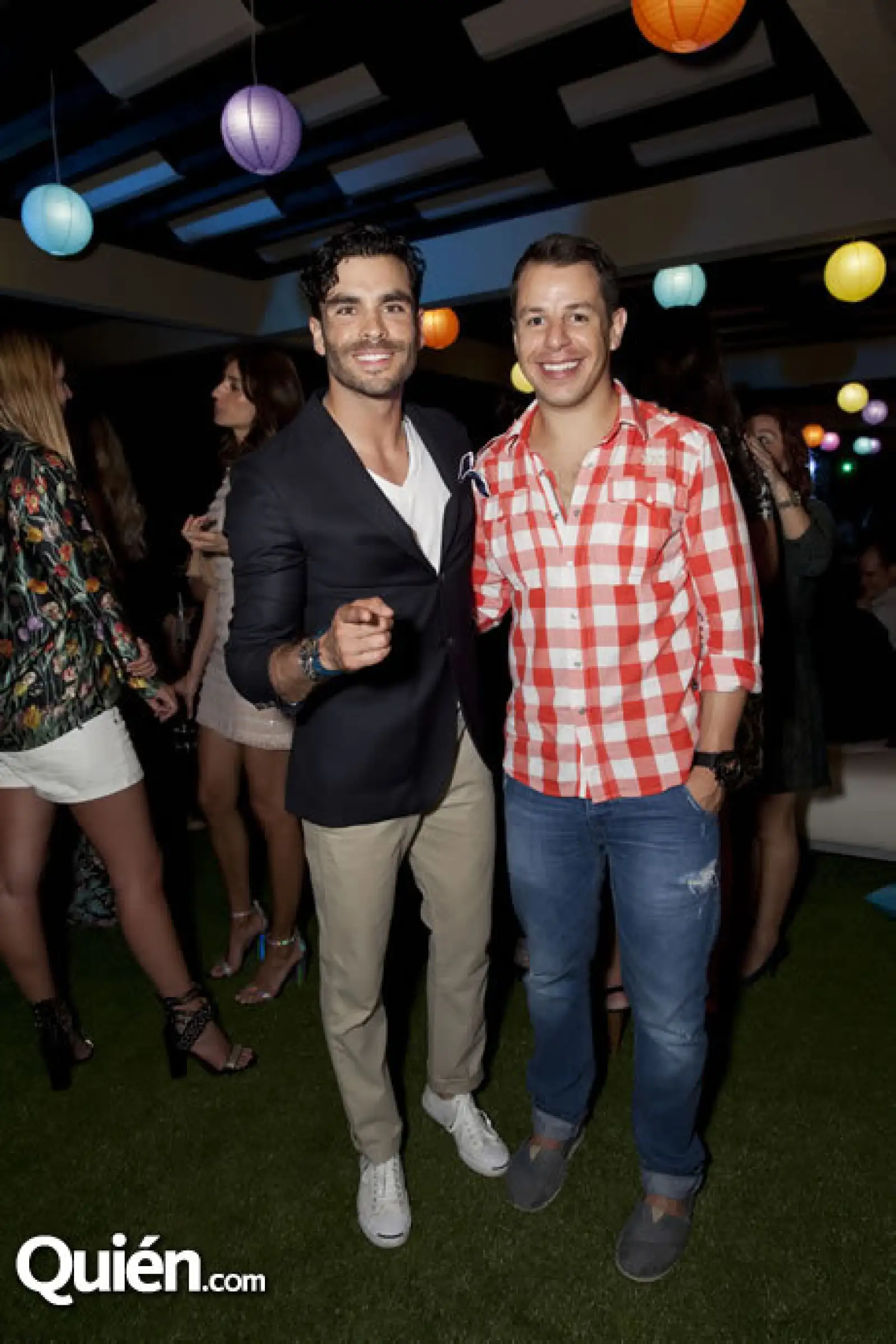 Gonzalo García Vivanco,Juan Pedro Canales