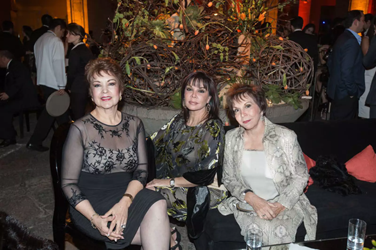 Lourdes Cabeza de Vaca,Josefina Castañeda,Aurora Ramírez