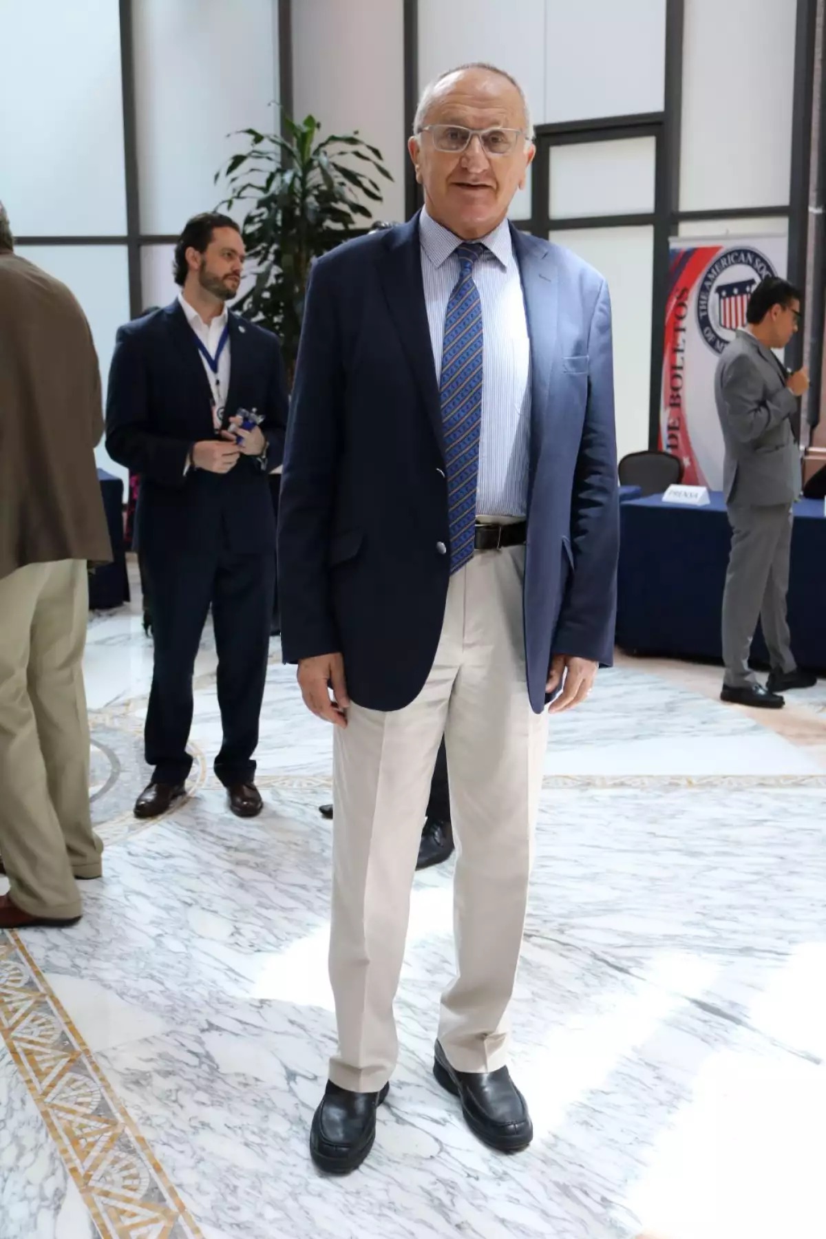 Onésimo Cepeda reaparece 8.JPG