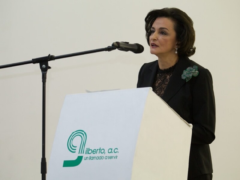 Alexandra de Quintana dio la bienvenida a los presentes