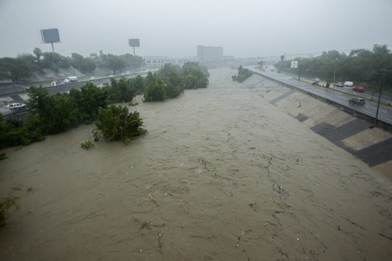 tormenta tropical