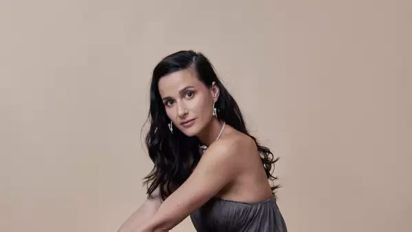 sarah-barlondo.jpg