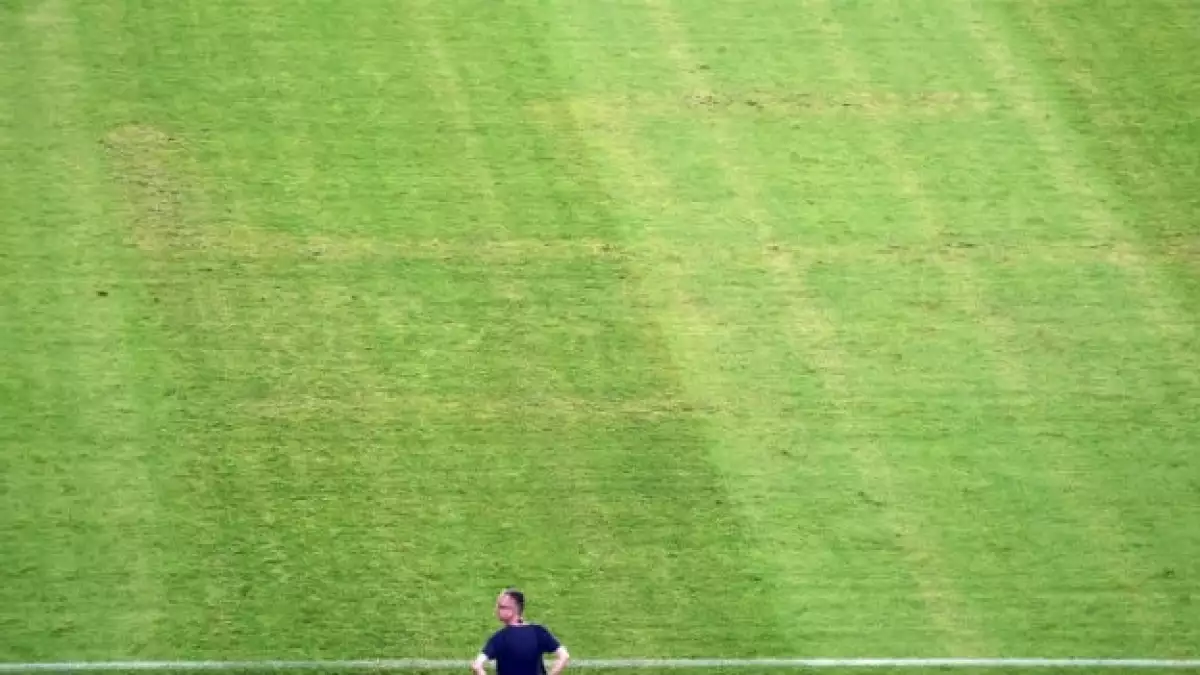 El símbolo nazi en el campo de juego donde se enfrentaron Croacia e Italia el viernes