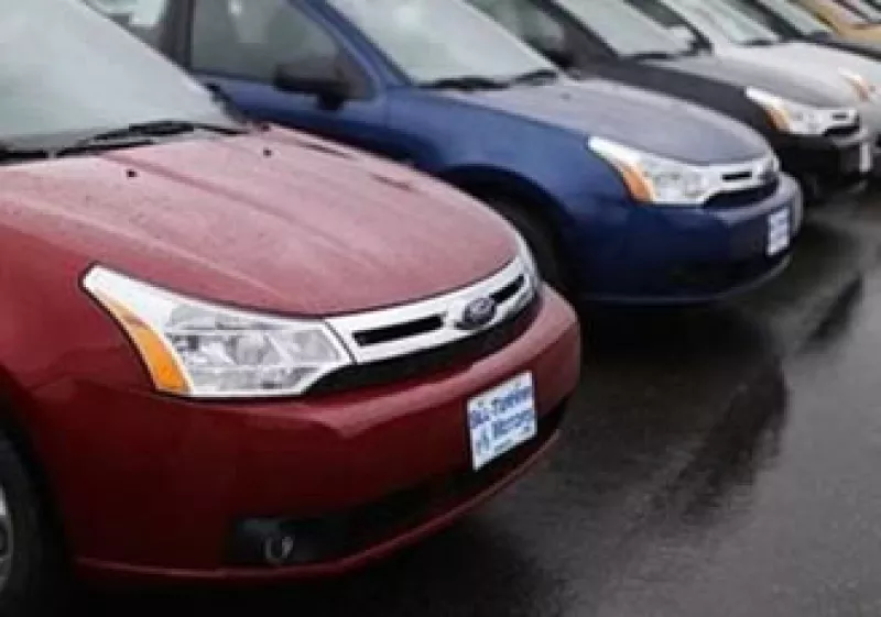 Las ventas de Ford en EU bajaron 11% durante junio. (Foto: Reuters)