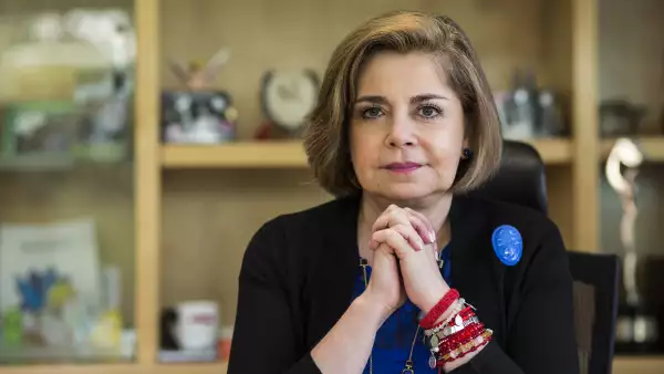 Mónica Flores