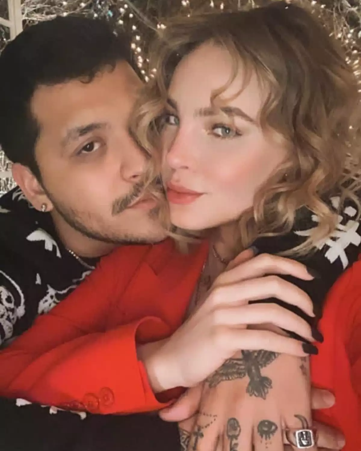 Christian Nodal le pone punto final a los rumores de truene con Belinda