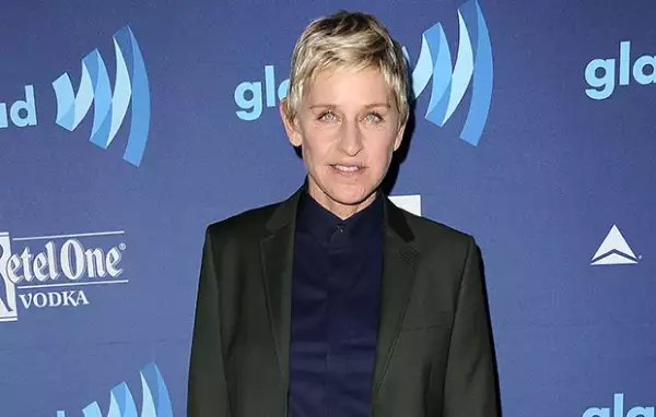 La presentadora fue desbancada por el director ejecutivo de Apple, Tim Cook.