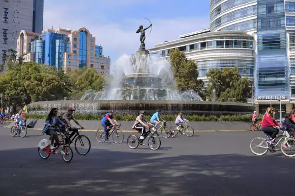 pedaleando la ciudad