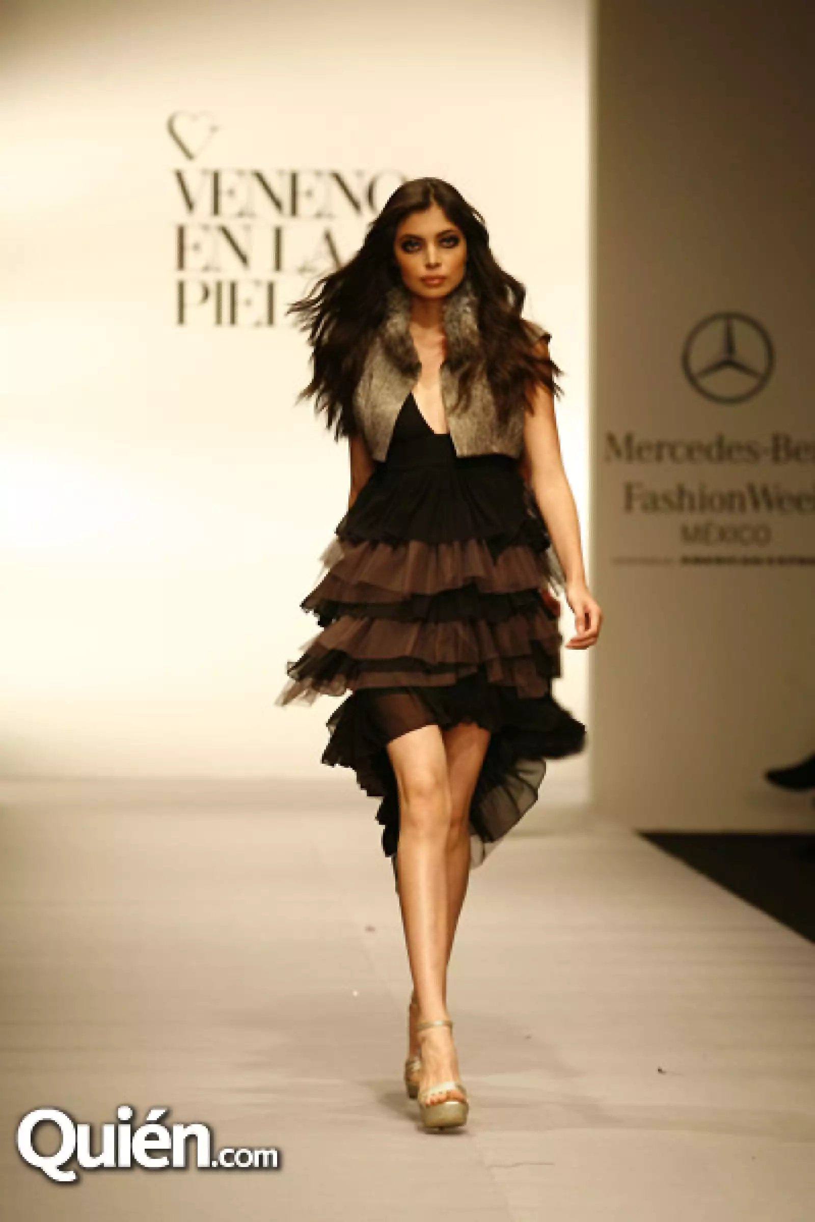 Desfile Veneno en la piel