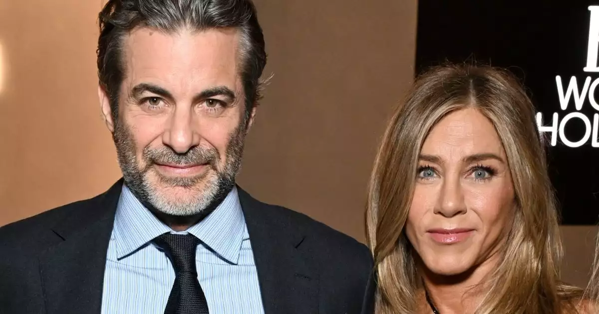 Jennifer-Aniston-Jim-Curtis-como-se-conocieron
