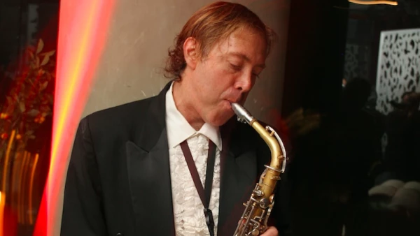 INAUGURACIÓN-ESP-MÉXICO-EMILIANO-SALINAS12012.jpg