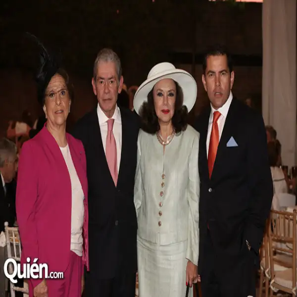 Pilar Obregón,Guillermo Obregón,María Amparo Palomino,Guillermo Obregón