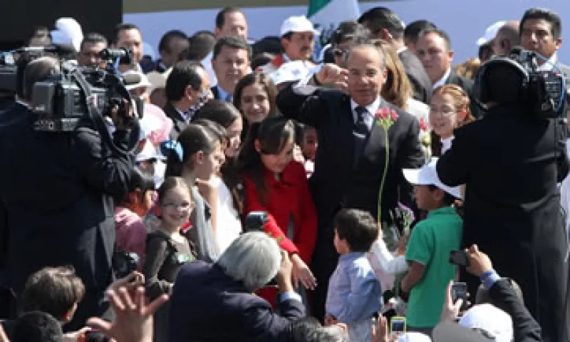 El presidente Calderón dijo que desde junio de 2009 a la fecha se han creado 1 millón 670,000 nuevos empleos. (Foto: Notimex)