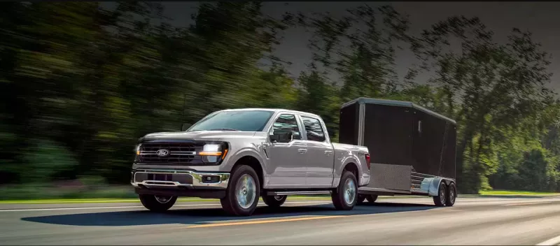 Algunos motores de la Ford F-150 son hechos en México. Foto: Ford.