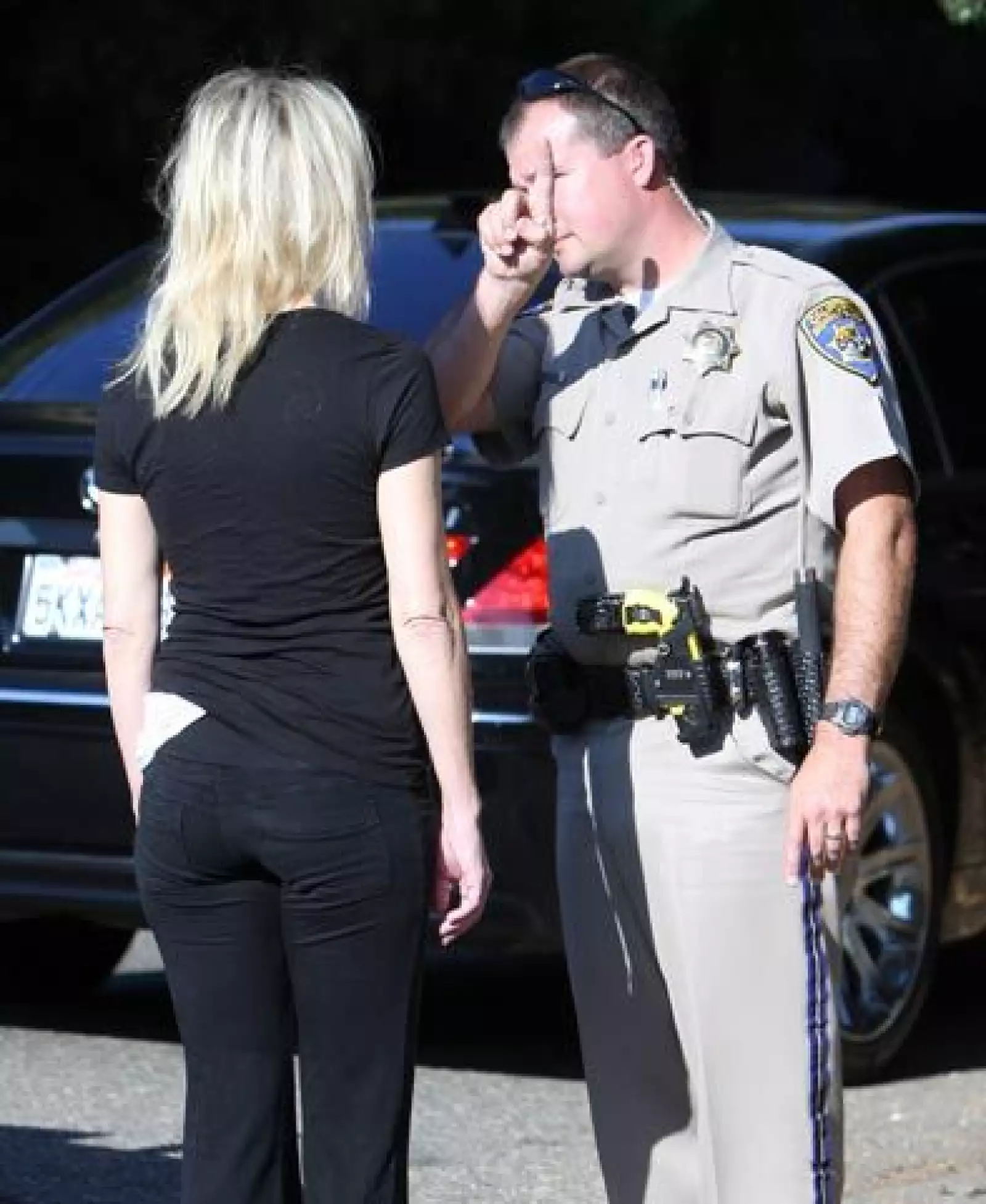 Y luego empezaron las típicas pruebas. Primero fue para checar los reflejos de la actriz.