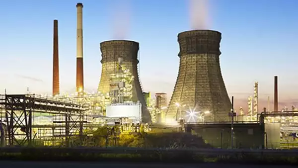 Petr�leo-refiner�a