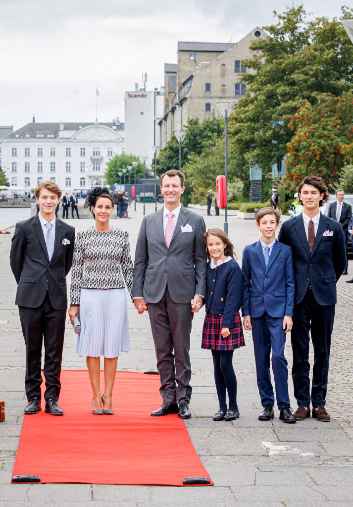 Félix, Henrik, Athena y Nikolai de Dinamarca