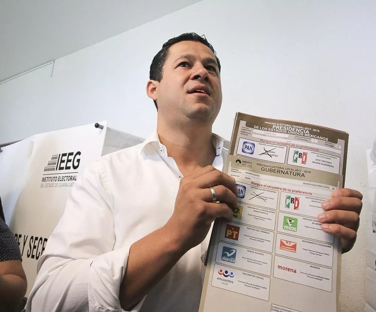 Diego Sinhué.