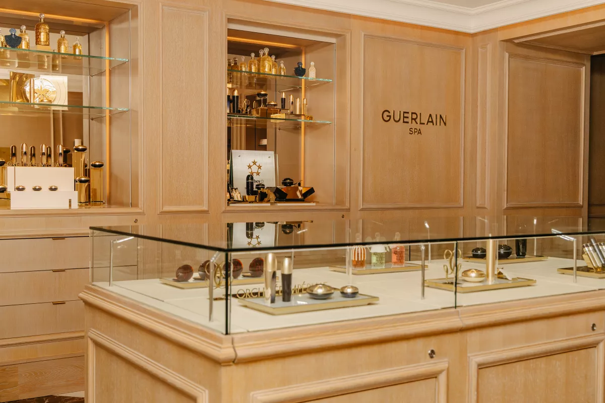 spa en colaboración con Guerlain