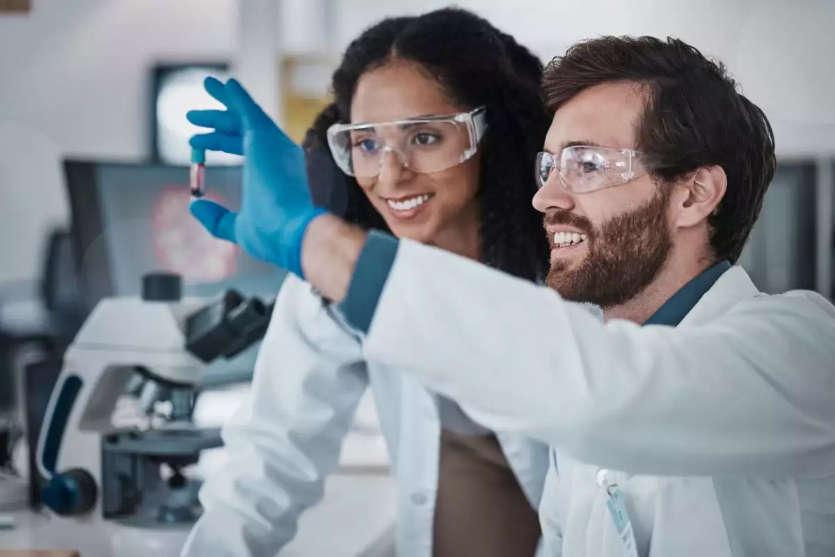 La excelencia científica y la pertinencia social como horizonte universitario