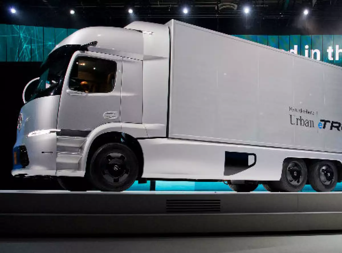 cami�n futurista de Daimler