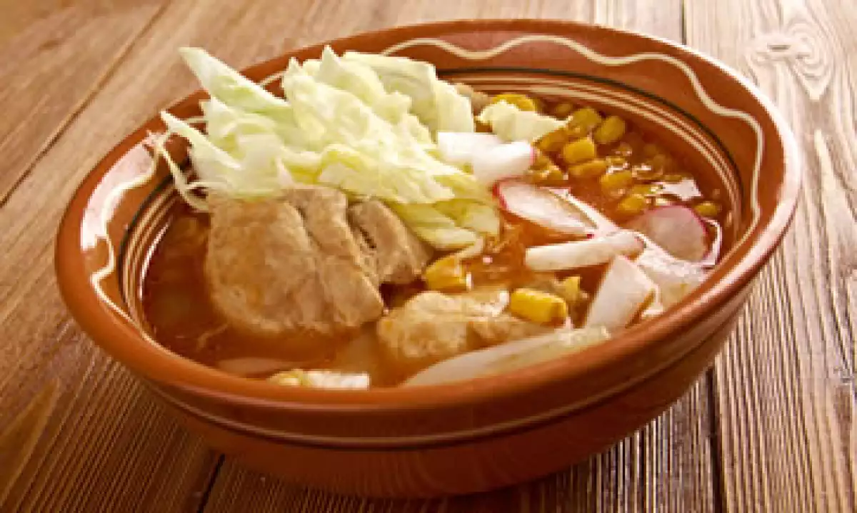 El pozole, en la época prehispánica, se hacía con carne humana. (Foto: Shutterstock)