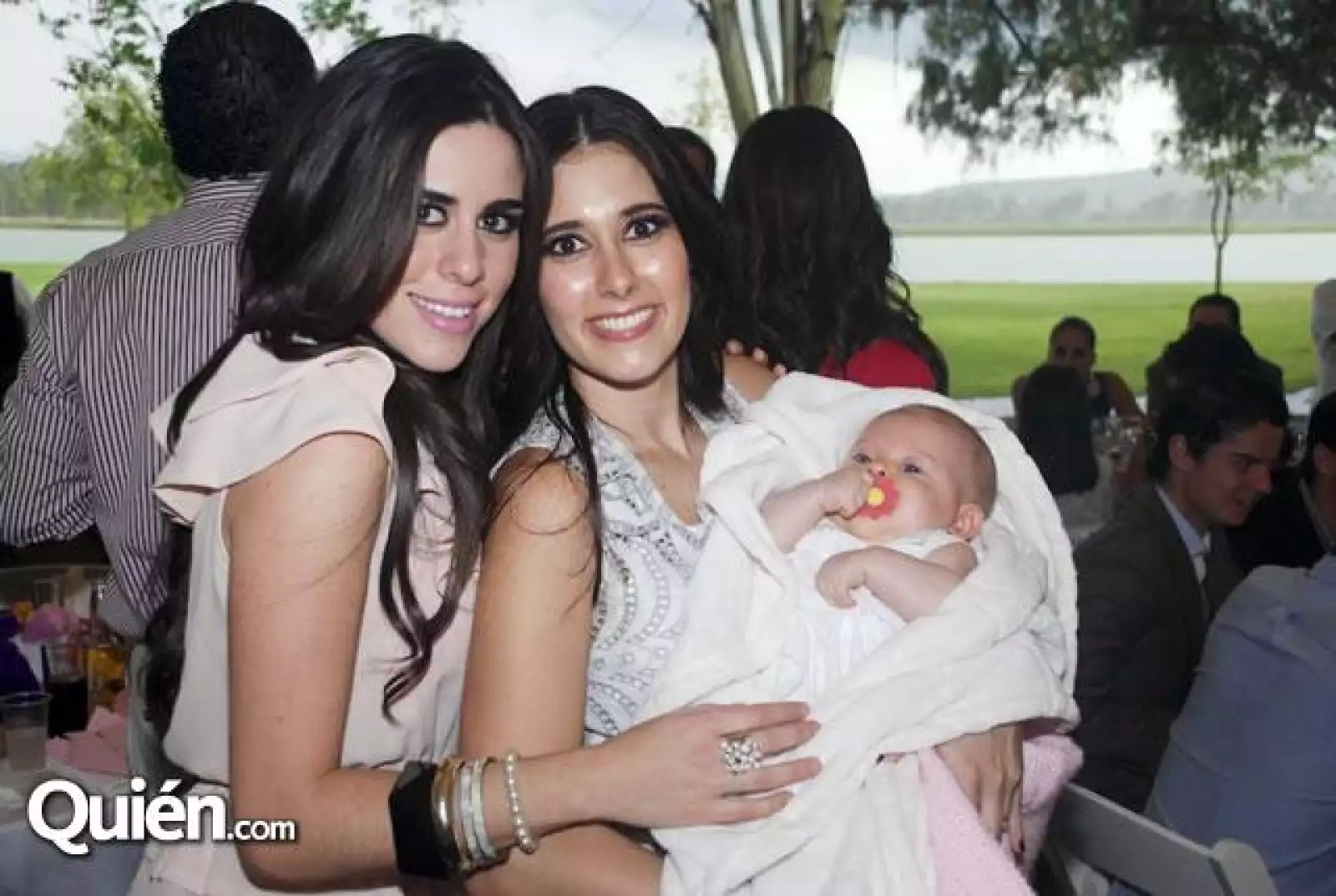 Montserrat Origelp,Gaby García y Gaby Mena García