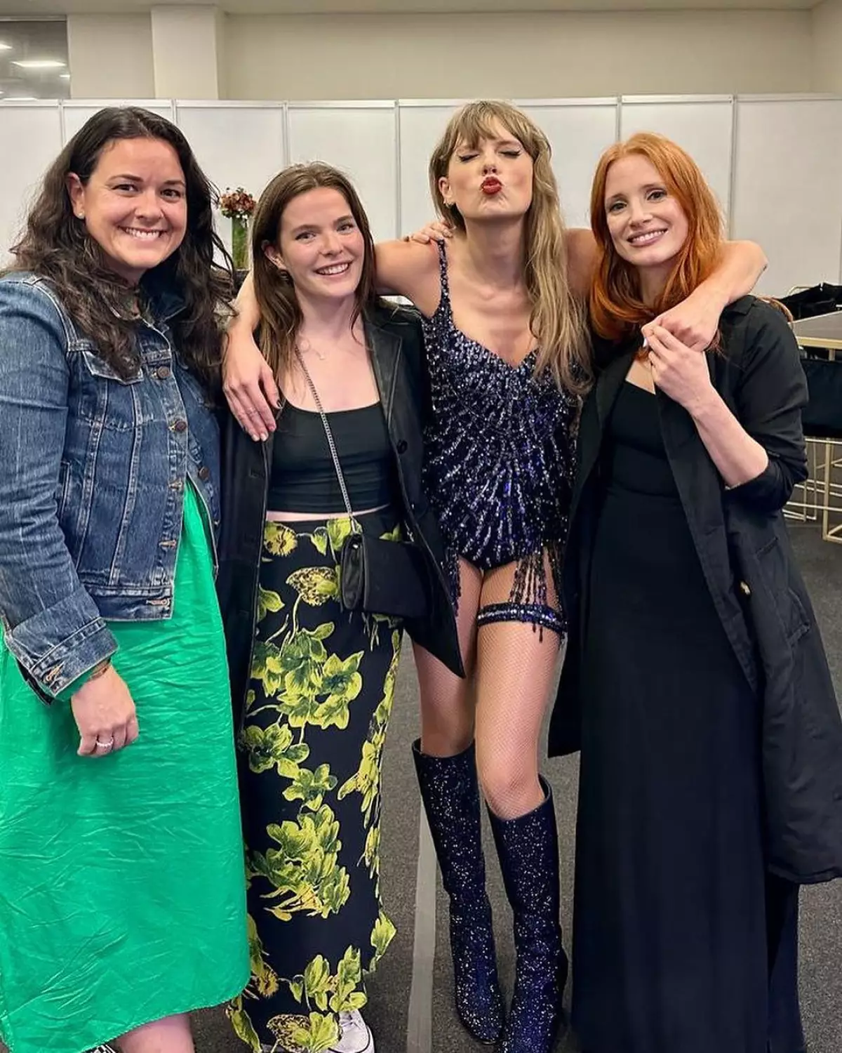 Jessica-Chastain-Taylor-Swift.jpg