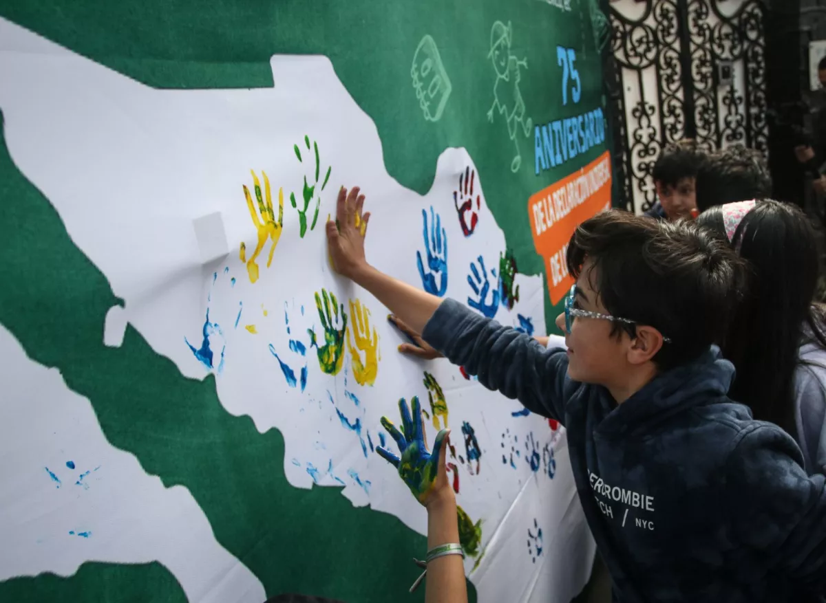 17D106A3-253B-4B64-B2F7-2454DF0CF71B