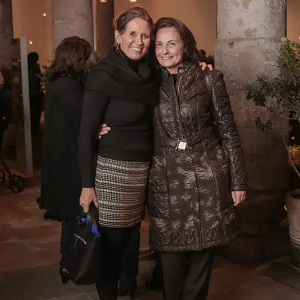 Ana Marta Hogewoning,Elyse Touron