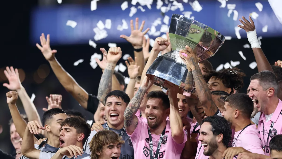 Messi impulsa las ganancias de Apple