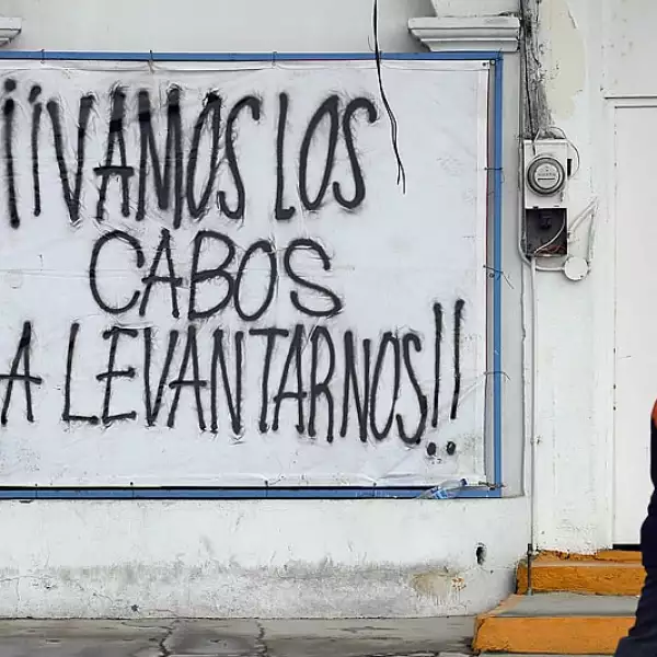 Manta apoyo Los Cabos