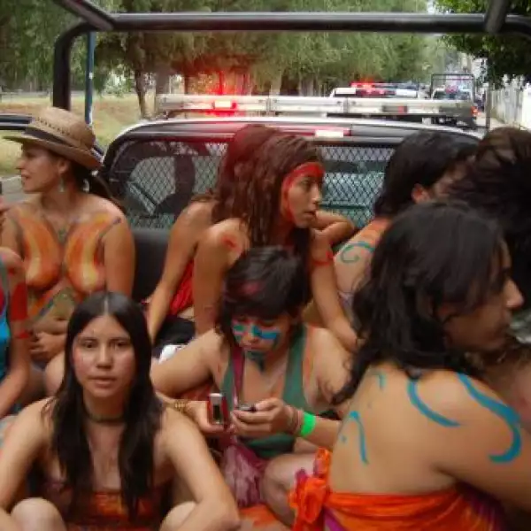 Ciclistas rodaron desnudos en Morelia