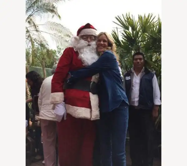 Santa también fue el invitado especial de la posada.