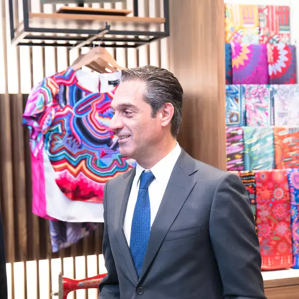 Lanzamiento de las argollas matrimoniales de Pineda Covalín