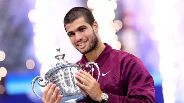 "Alcaraz es un regalo para este deporte”, dice el extenista Alex Corretja