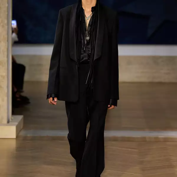Fendi HC F26 033.jpg