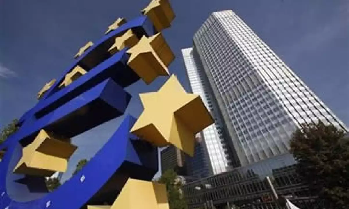 Alemania y Francia aún discuten sobre el papel que el BCE debe tomar para detener la crisis en la zona euro. (Foto: Reuters)