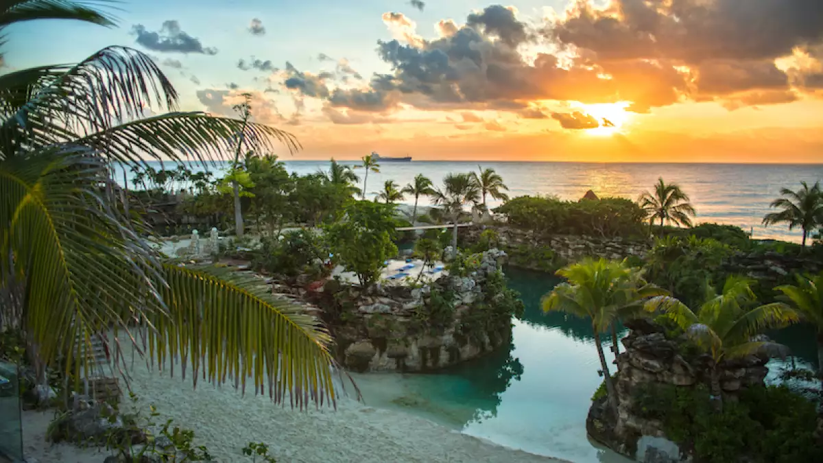 Life and Style Xcaret 5.jpg