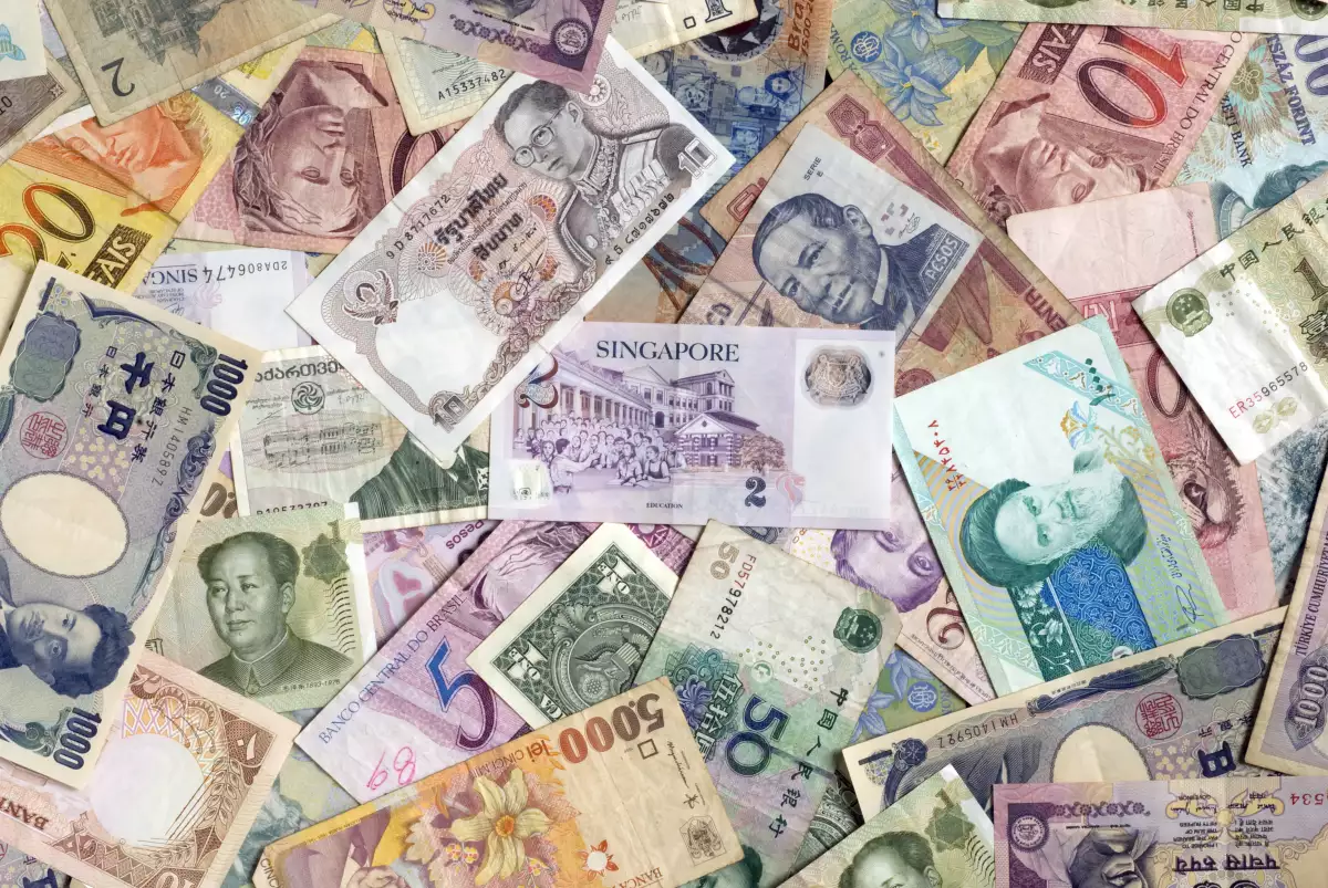 La caída del yuan implica más dolores de cabeza.