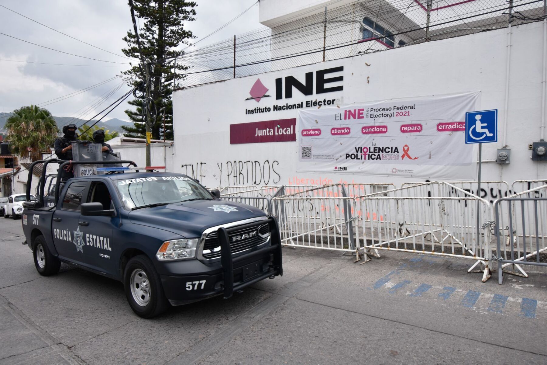 El INE estima que 300 casillas no podrán instalarse en el país