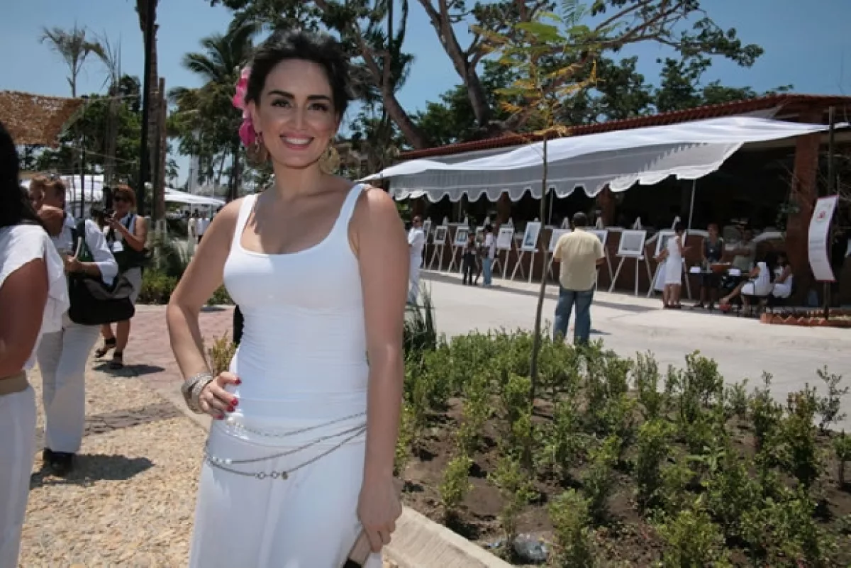 Ana de la Reguera estuvo este fin de semana en La Antigua, donde recibió un donativo muy significativo.