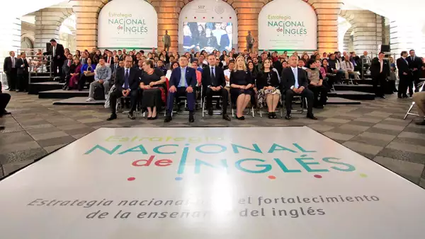 Al motor del plan de enseñanza de inglés le falta 'gasolina'