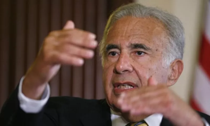 Carl Icahn presentó en diciembre pasado una propuesta a los accionistas para una recompra adicional de acciones por 50,000 mdd. (Foto: Archivo)