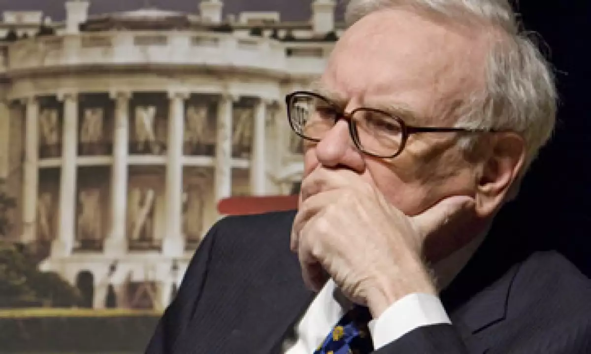 Buffett dijo que ha comunicado a la junta de Berkshire sus recomendaciones para su sucesor, pero los candidatos no han sido dados a conocer al público. (Foto: AP)