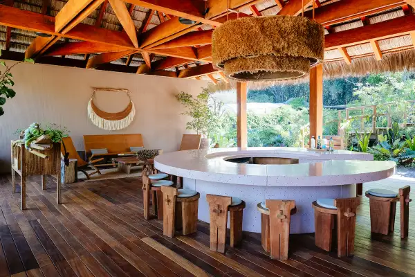 Casa Dragones y Rubra crean Palapa Bar en el W Punta de Mita