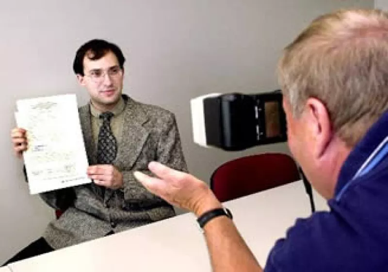 Los empresarios mexicanos buscan oportunidades de inversión en Estados Unidos para obtener la residencia. (Foto: AP)